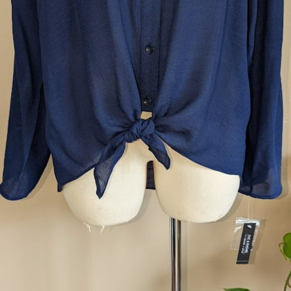 NWT Zac & Rachel Navy Button Down Top - Size Large - Picture 3 of 13